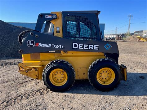 how much does a john deere skid steer weigh|john deere 324 skid steer.